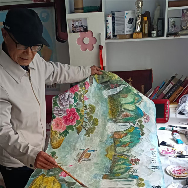 �Զ����黭��Ʒչ